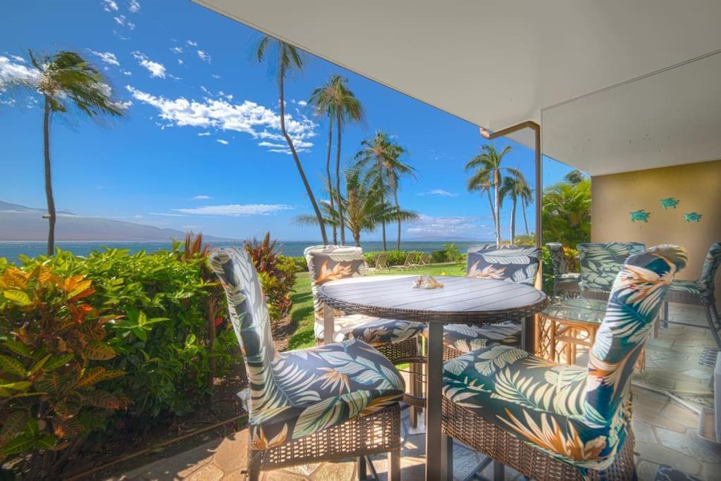Stunning Maui Direct Ocean Front On The Beach, Walk To Beach From Condo, Watch Turtles, Whales, Ac In All Rooms Ocean View Pool And Spa Wailuku المظهر الخارجي الصورة