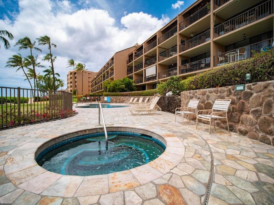 Stunning Maui Direct Ocean Front On The Beach, Walk To Beach From Condo, Watch Turtles, Whales, Ac In All Rooms Ocean View Pool And Spa Wailuku المظهر الخارجي الصورة