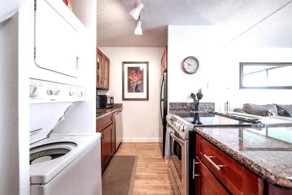 Stunning Maui Direct Ocean Front On The Beach, Walk To Beach From Condo, Watch Turtles, Whales, Ac In All Rooms Ocean View Pool And Spa Wailuku المظهر الخارجي الصورة
