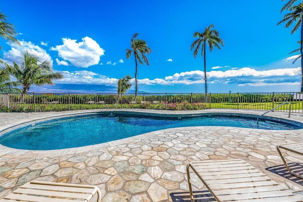 Stunning Maui Direct Ocean Front On The Beach, Walk To Beach From Condo, Watch Turtles, Whales, Ac In All Rooms Ocean View Pool And Spa Wailuku المظهر الخارجي الصورة