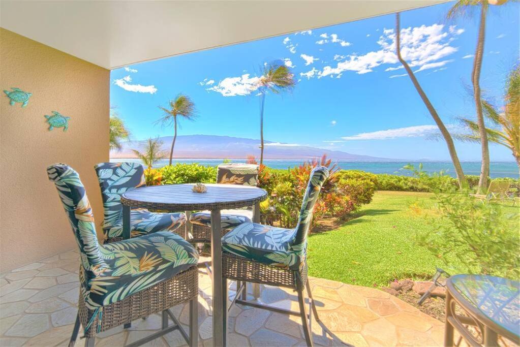 Stunning Maui Direct Ocean Front On The Beach, Walk To Beach From Condo, Watch Turtles, Whales, Ac In All Rooms Ocean View Pool And Spa Wailuku المظهر الخارجي الصورة