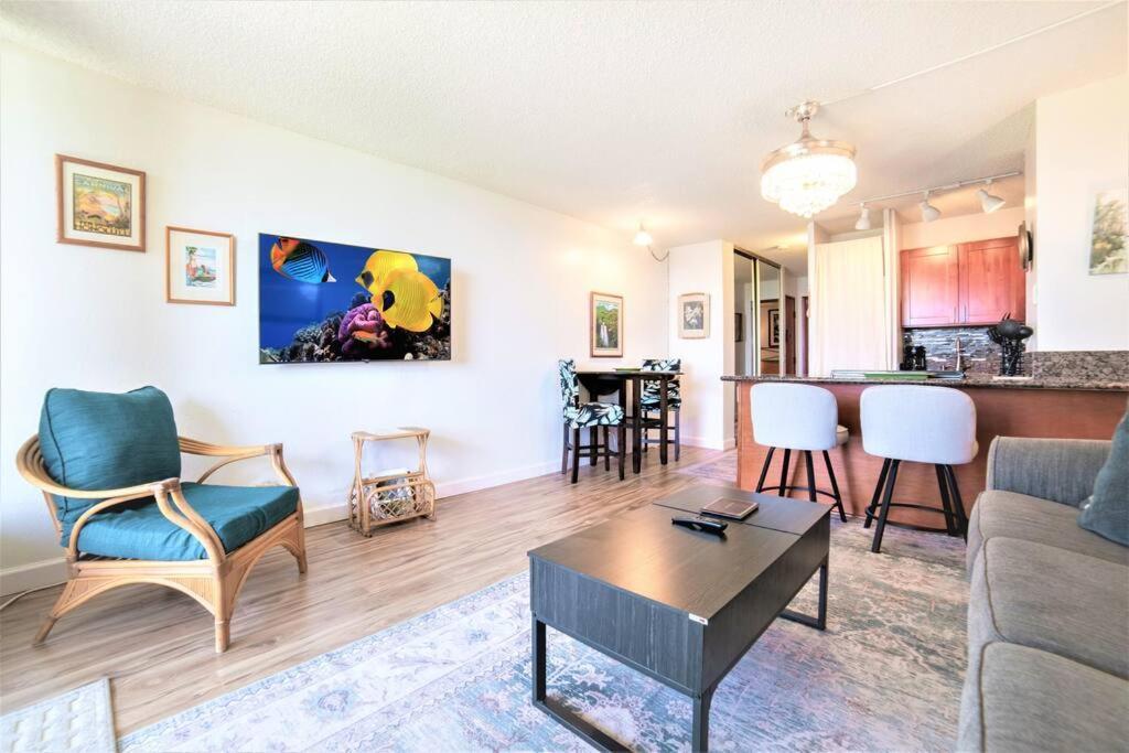 Stunning Maui Direct Ocean Front On The Beach, Walk To Beach From Condo, Watch Turtles, Whales, Ac In All Rooms Ocean View Pool And Spa Wailuku المظهر الخارجي الصورة