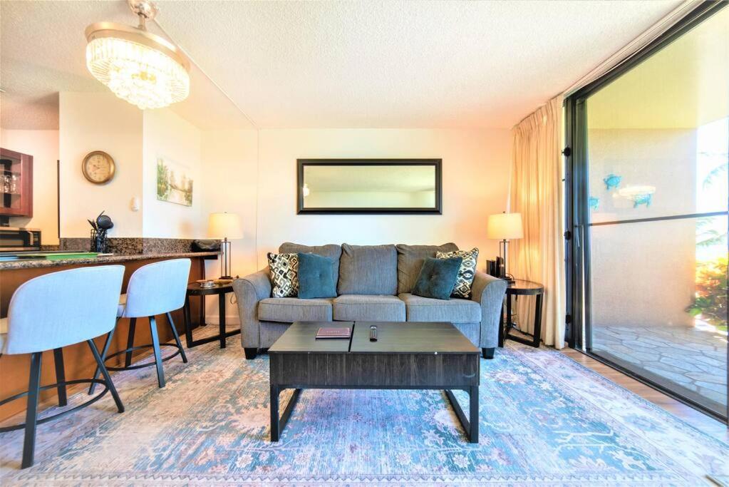 Stunning Maui Direct Ocean Front On The Beach, Walk To Beach From Condo, Watch Turtles, Whales, Ac In All Rooms Ocean View Pool And Spa Wailuku المظهر الخارجي الصورة