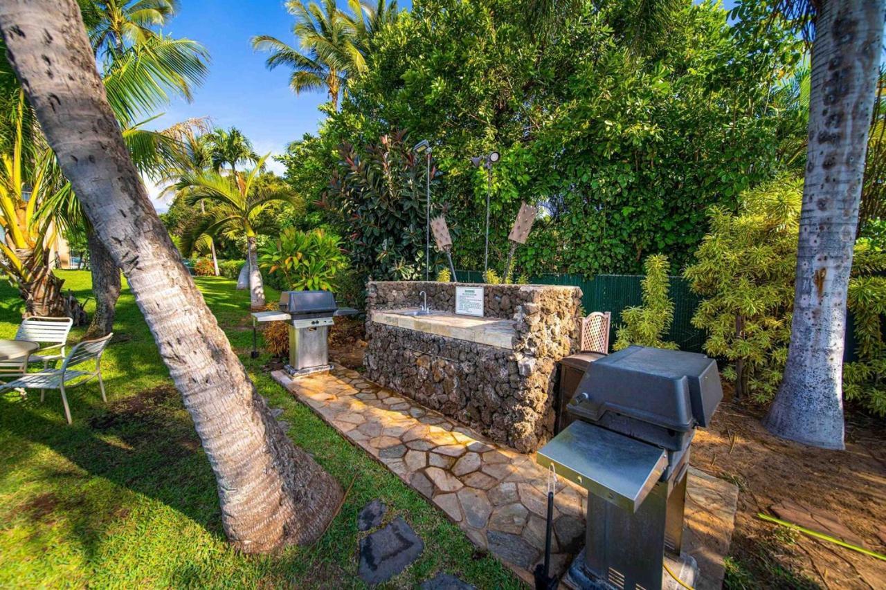 Stunning Maui Direct Ocean Front On The Beach, Walk To Beach From Condo, Watch Turtles, Whales, Ac In All Rooms Ocean View Pool And Spa Wailuku المظهر الخارجي الصورة